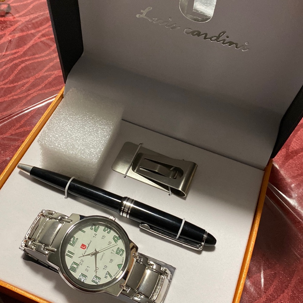 Luis Cardini watch, pen & money clip gift box set.